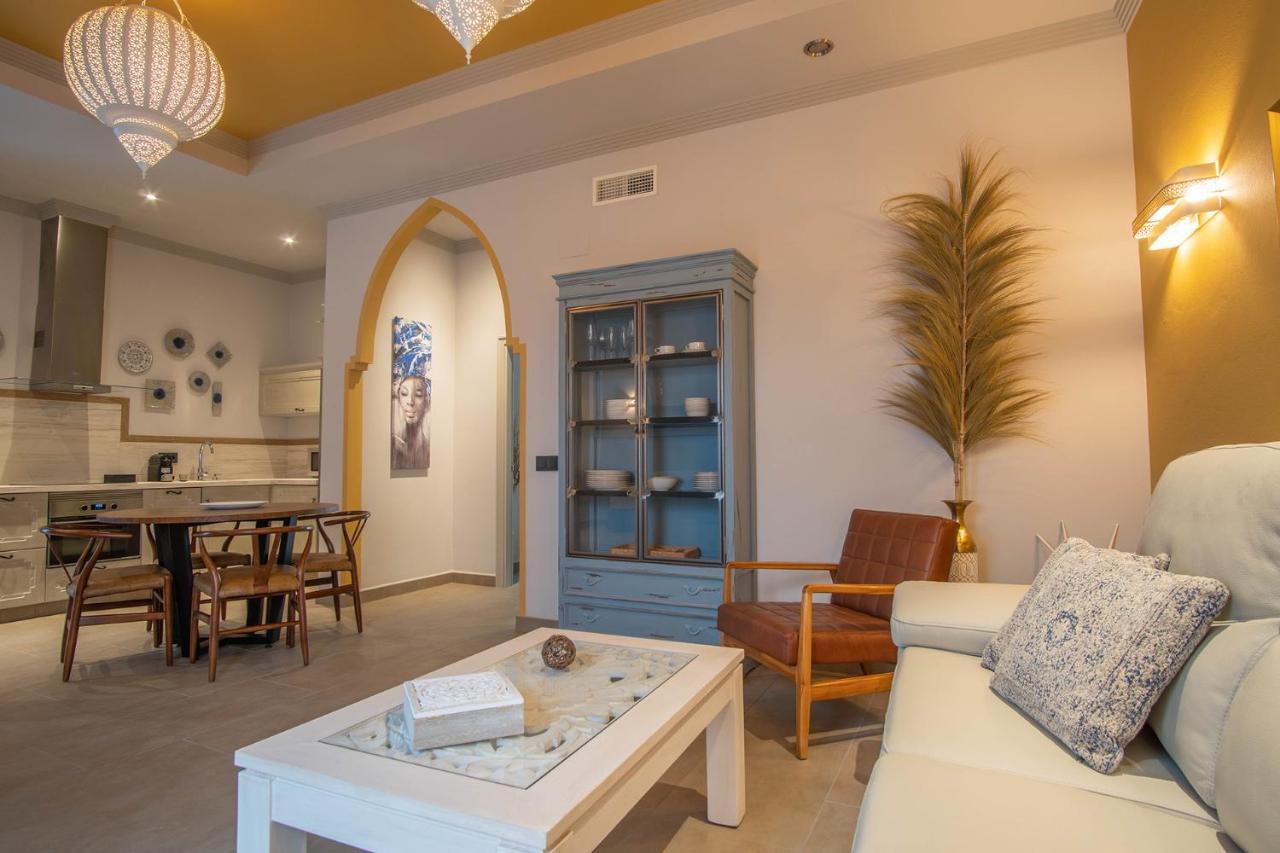 Apartamentos Turisticos La Bailla Rota Εξωτερικό φωτογραφία